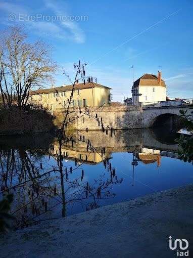 Photo 2 - Commerce à CLUNY