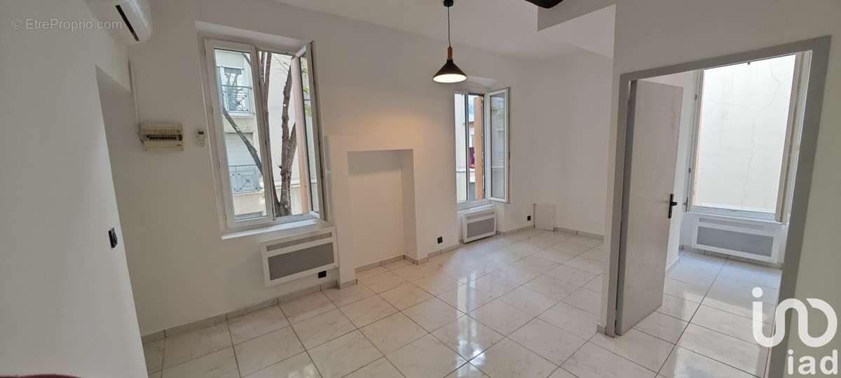 Photo 2 - Appartement à NIMES