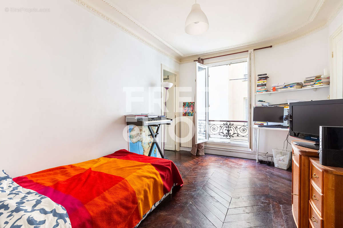 Appartement à PARIS-9E