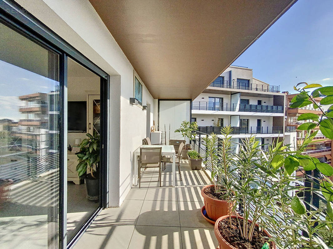 Appartement à MENTON