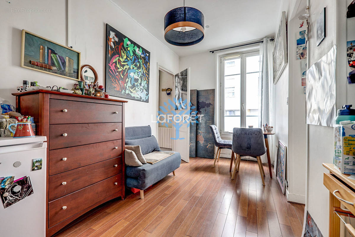 Appartement à PARIS-20E