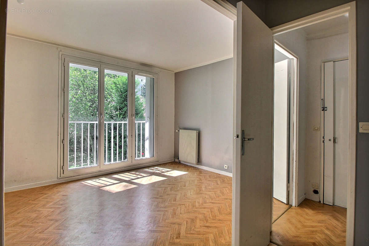 Appartement à COLOMBES