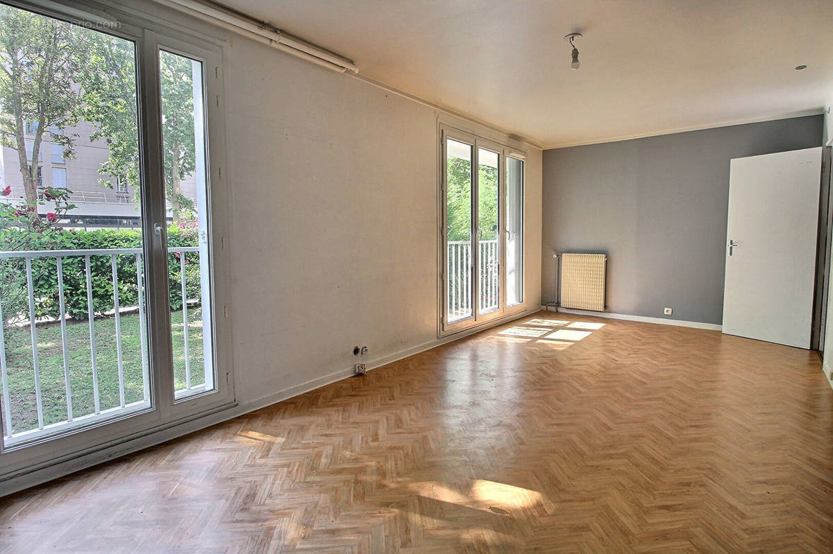 Appartement à COLOMBES