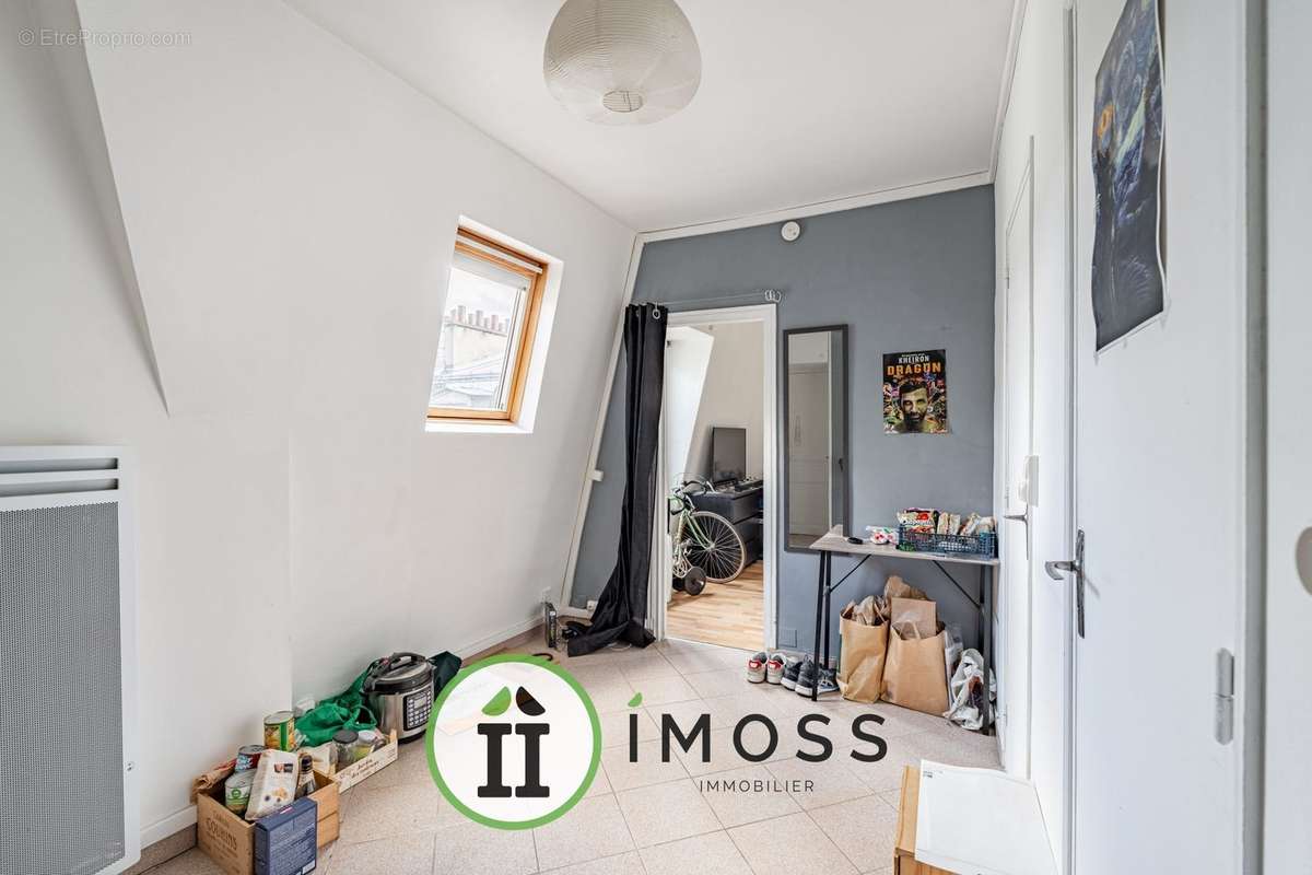 Appartement à PARIS-18E