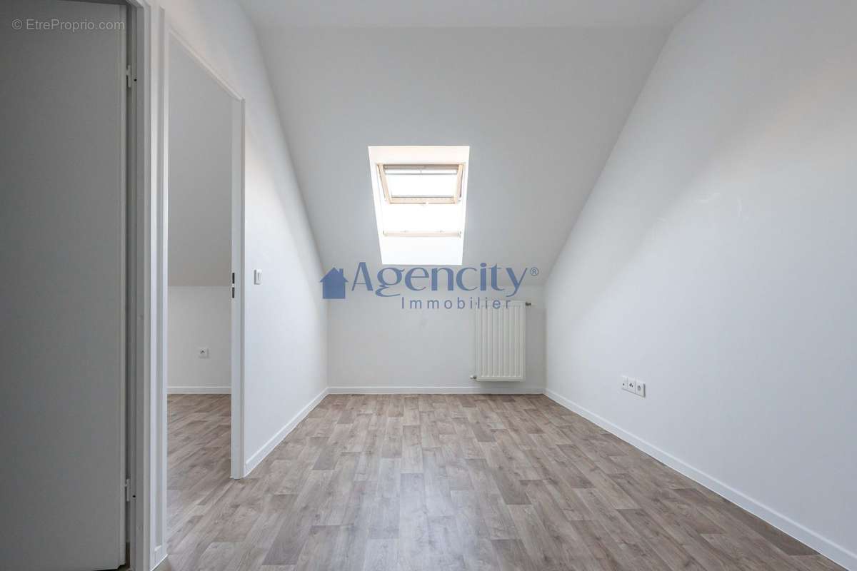 Appartement à TORCY