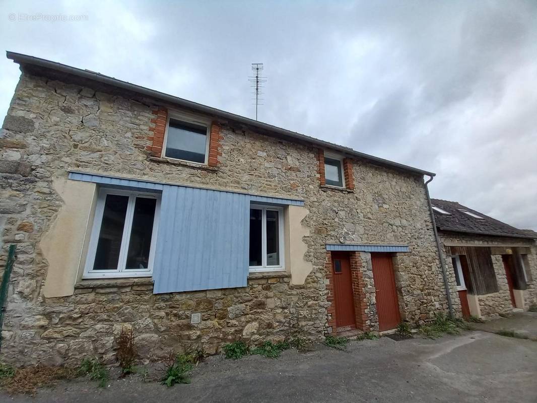 Appartement à CHATILLON-EN-VENDELAIS