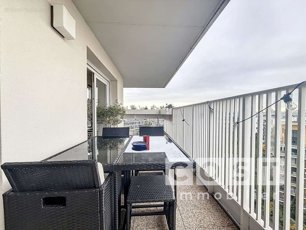 Appartement à GENNEVILLIERS