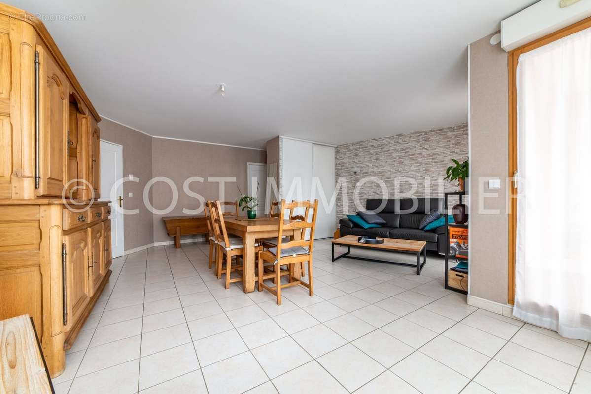 Appartement à ASNIERES-SUR-SEINE