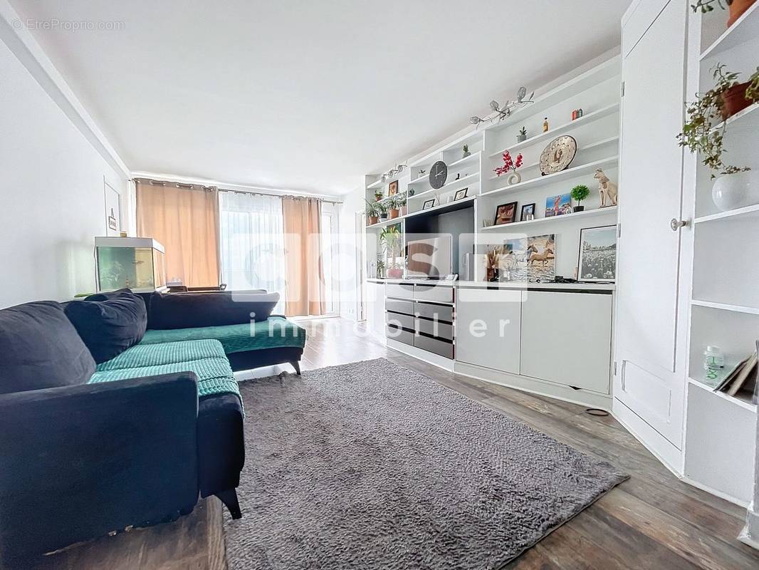 Appartement à COLOMBES