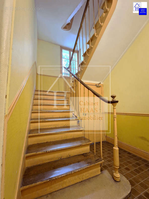 Escalier - Appartement à PARIS-12E