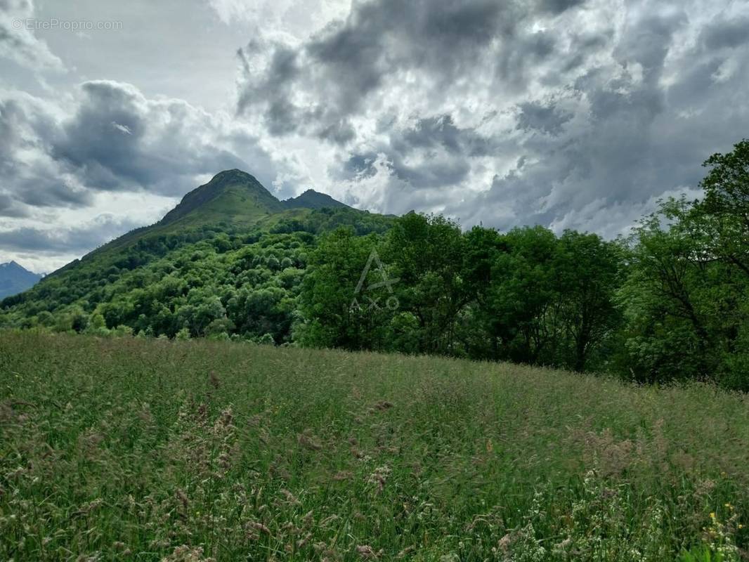 Terrain à LUGAGNAN