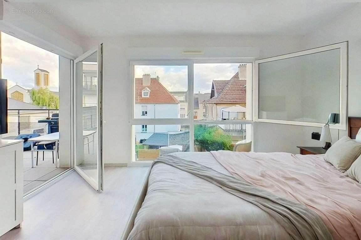 Appartement à AMNEVILLE