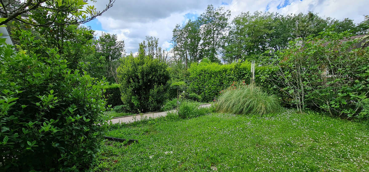 Maison à BURES-SUR-YVETTE