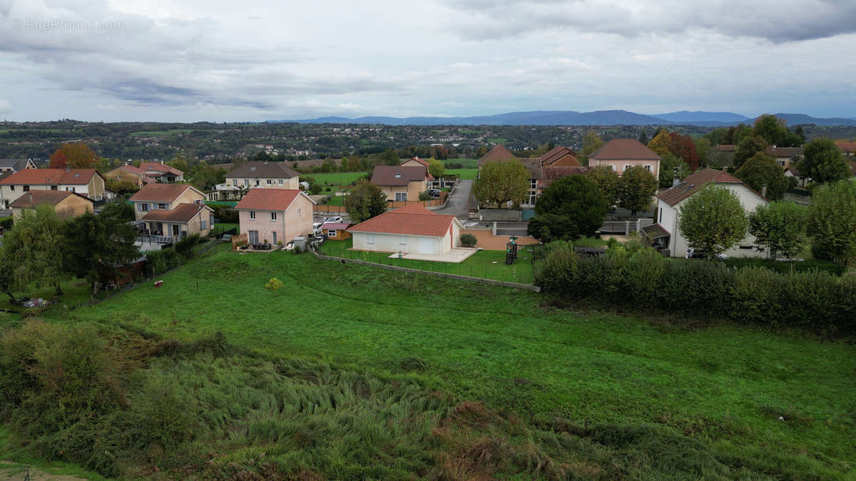 Maison à LA TOUR-DU-PIN