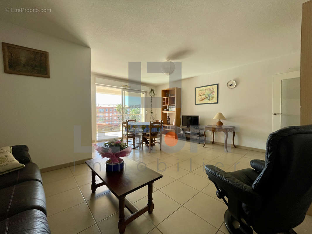 Appartement à FREJUS