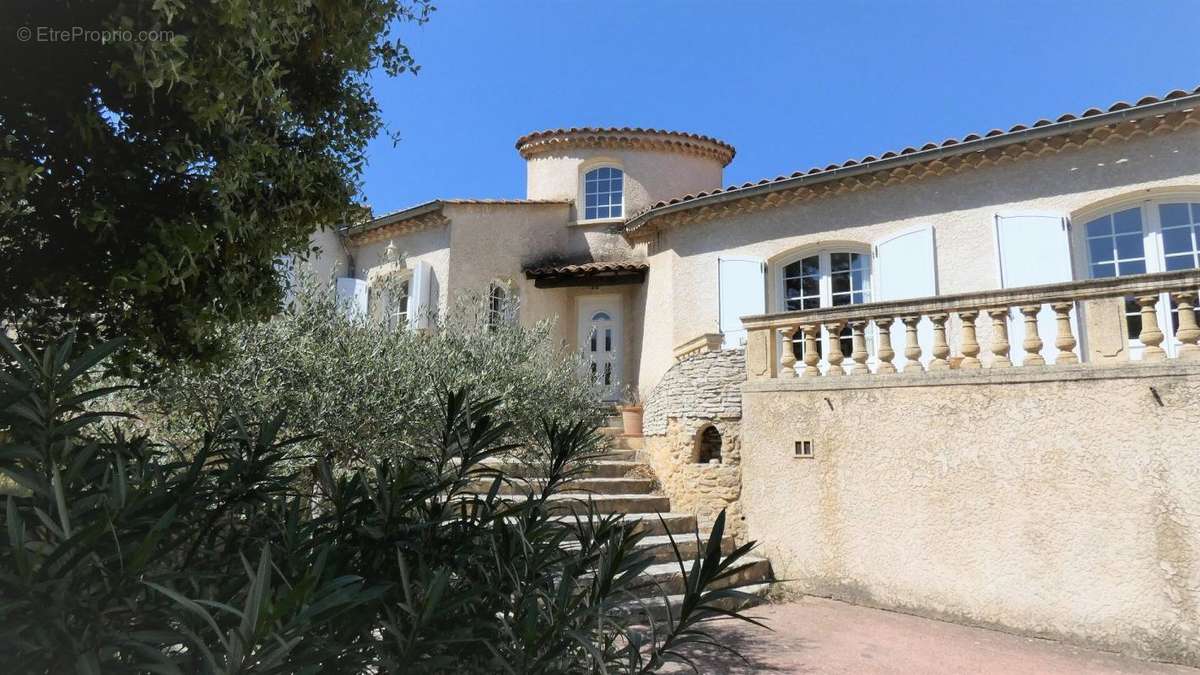 Maison à UZES