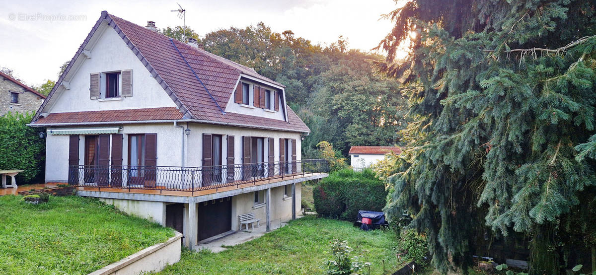 Maison à JANVRY