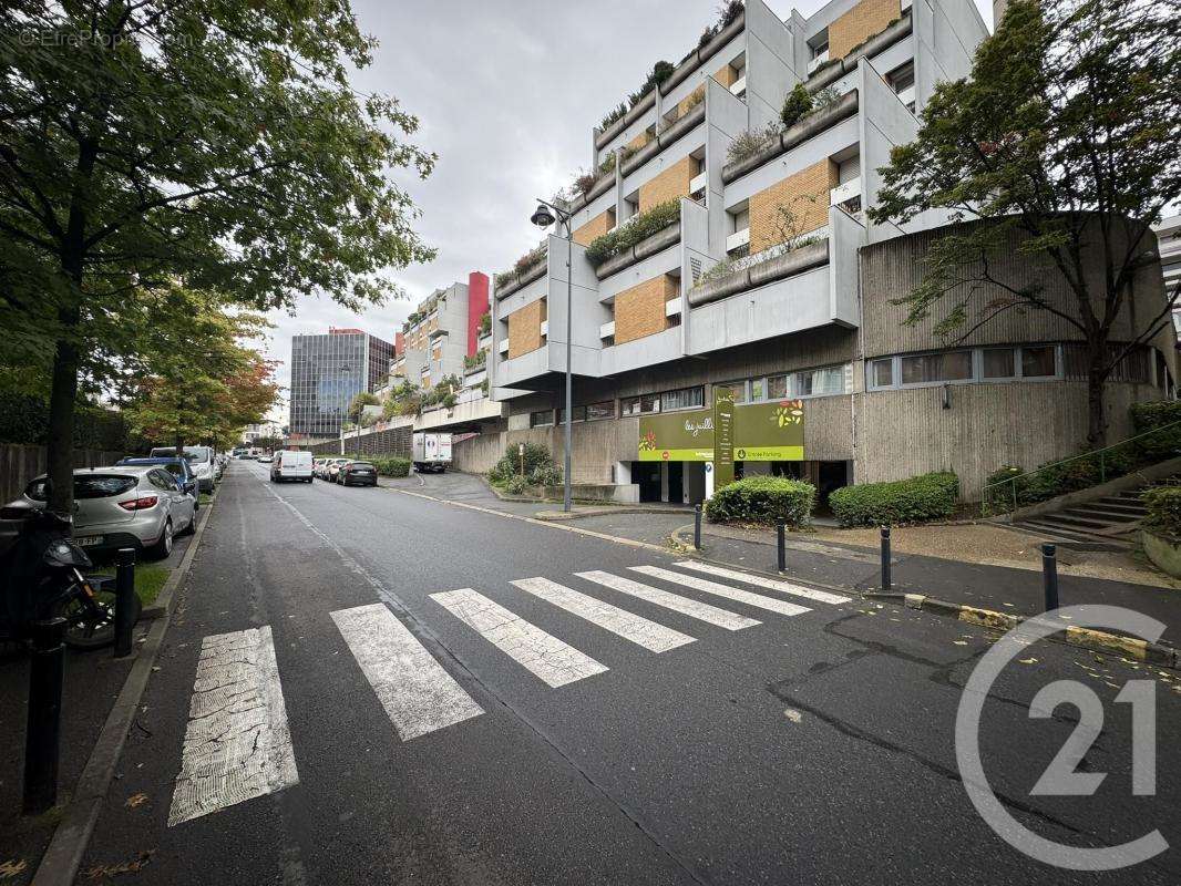 Parking à MAISONS-ALFORT