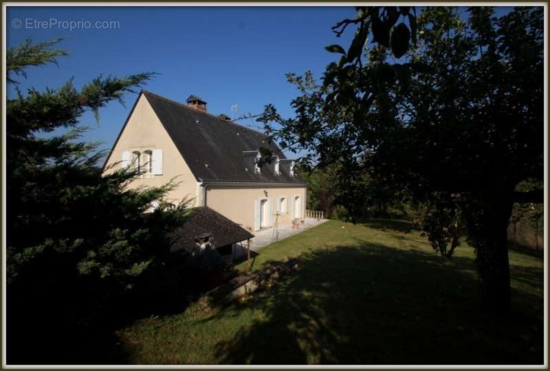 Maison à CHATEAU-DU-LOIR