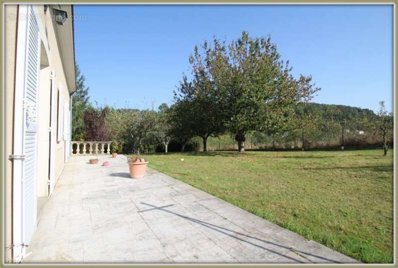 Maison à CHATEAU-DU-LOIR