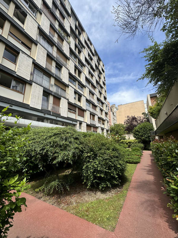 Appartement à PARIS-11E