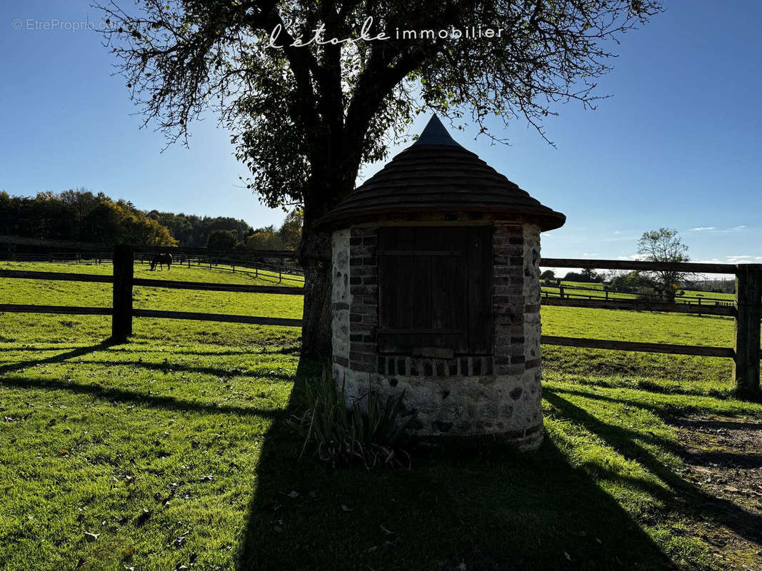 Maison à MOULINS-LA-MARCHE