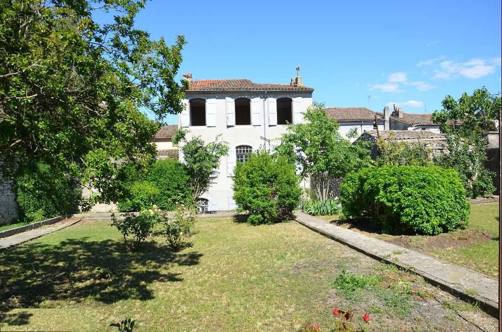 Maison à SAINT-HIPPOLYTE-DU-FORT