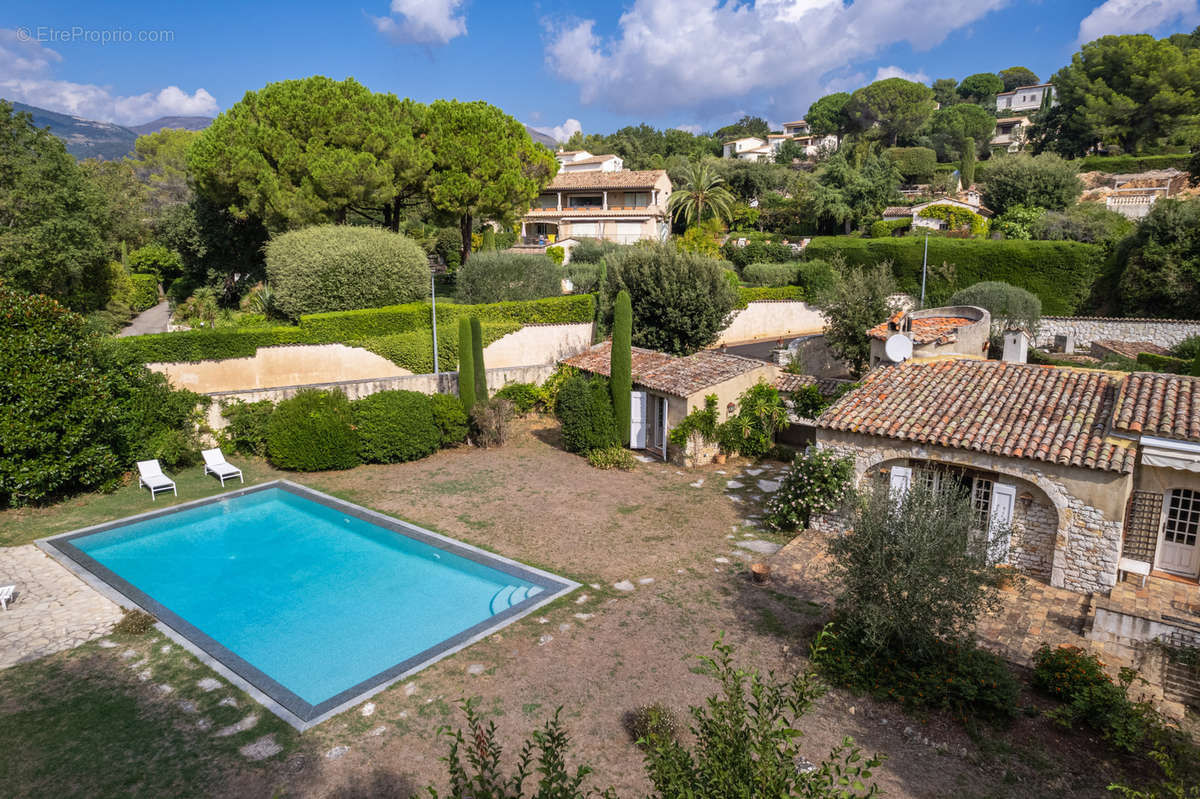 Maison à LA COLLE-SUR-LOUP