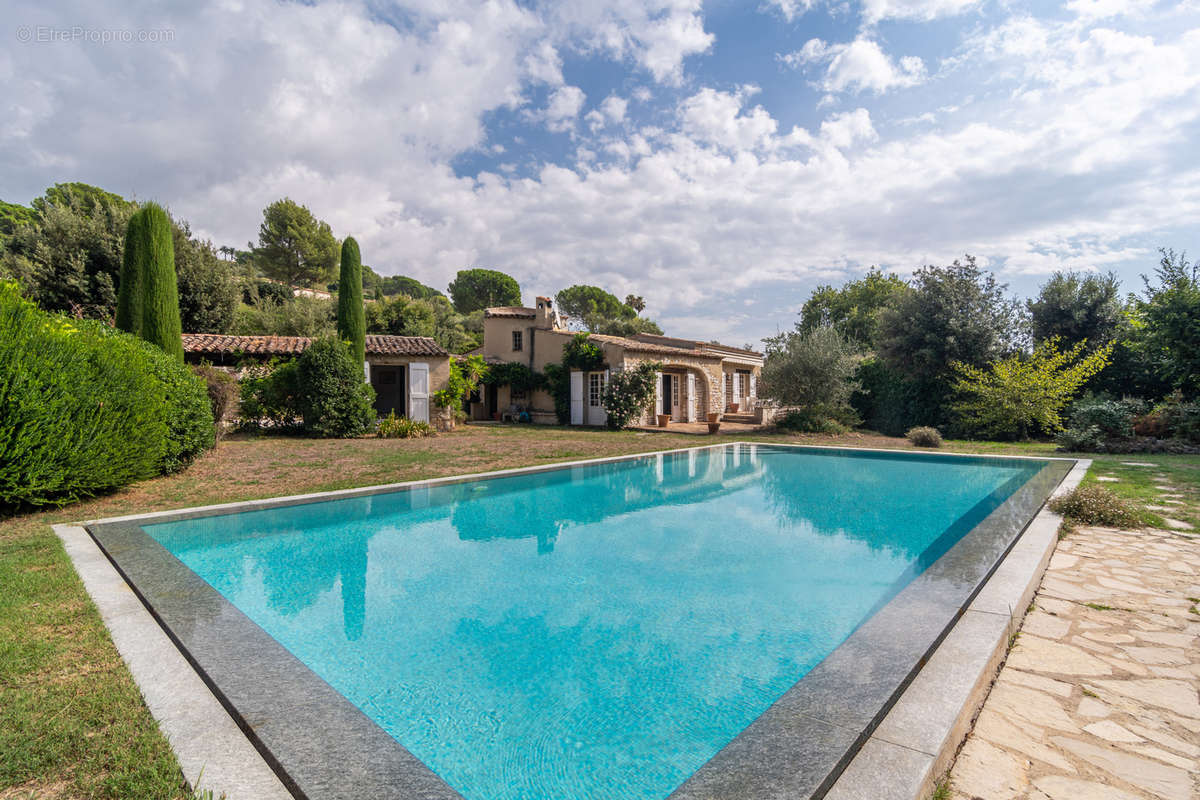 Maison à LA COLLE-SUR-LOUP