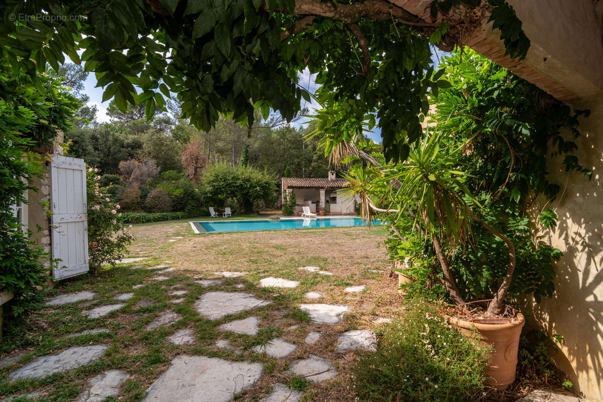 Maison à LA COLLE-SUR-LOUP