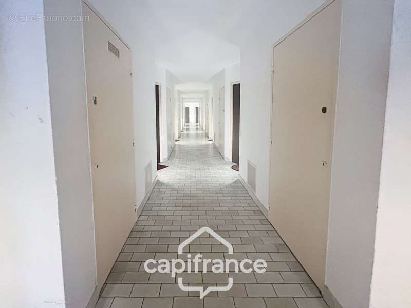 Appartement à HYERES