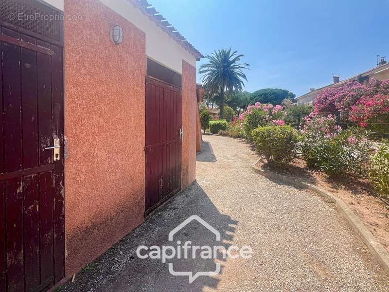 Appartement à HYERES