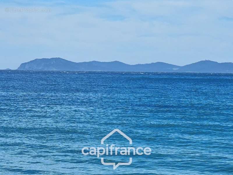 Appartement à HYERES