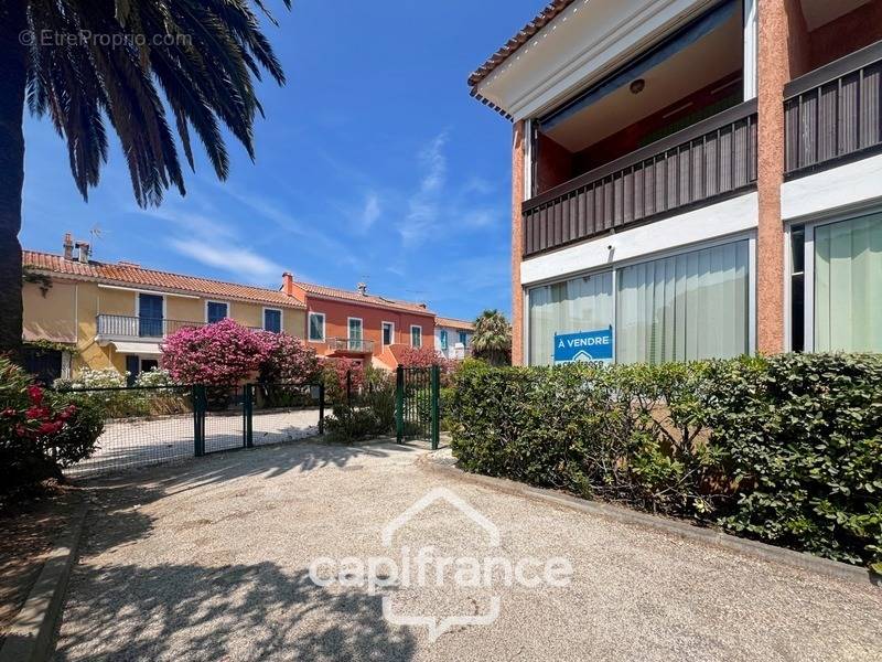 Appartement à HYERES