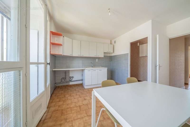 Appartement à AUBAGNE