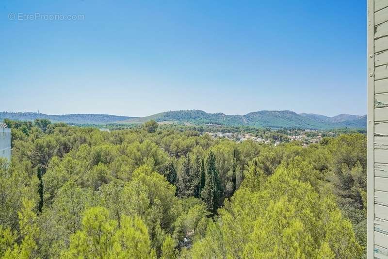 Appartement à AUBAGNE