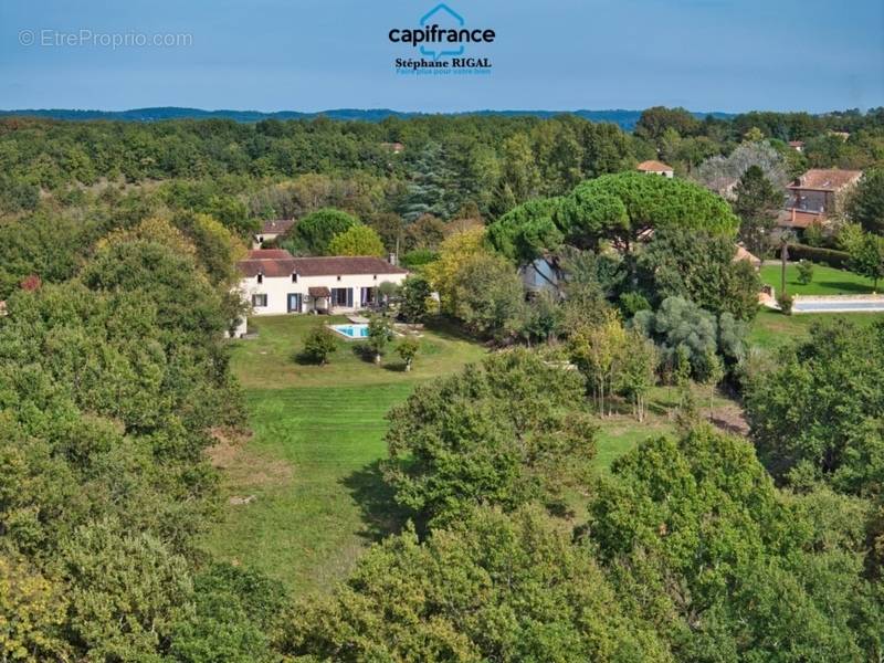 Maison à MONTAYRAL