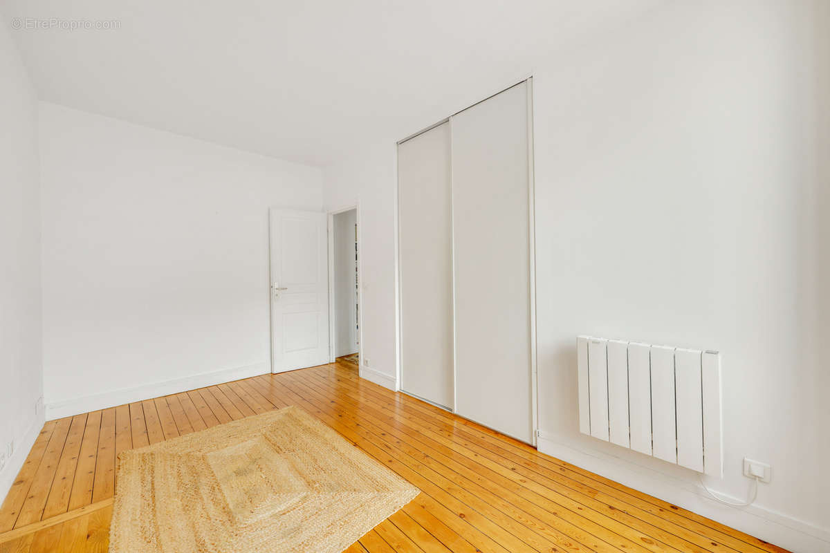 Appartement à ISSY-LES-MOULINEAUX