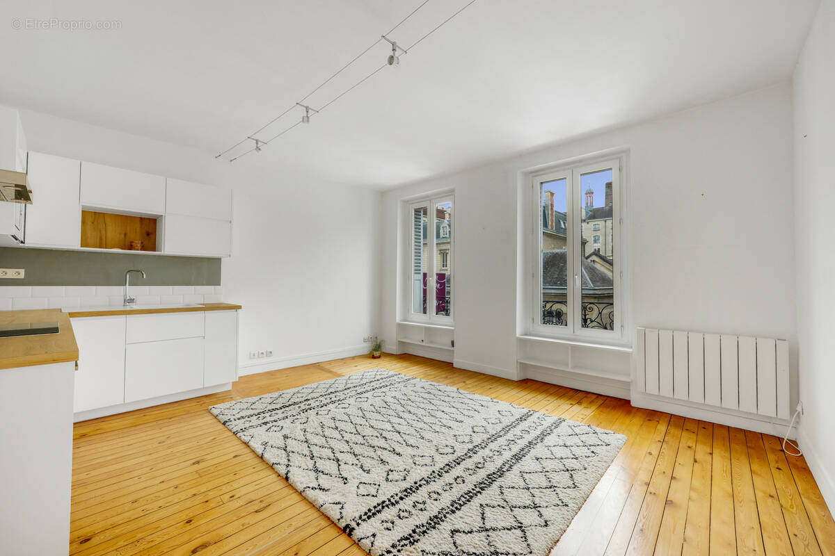 Appartement à ISSY-LES-MOULINEAUX