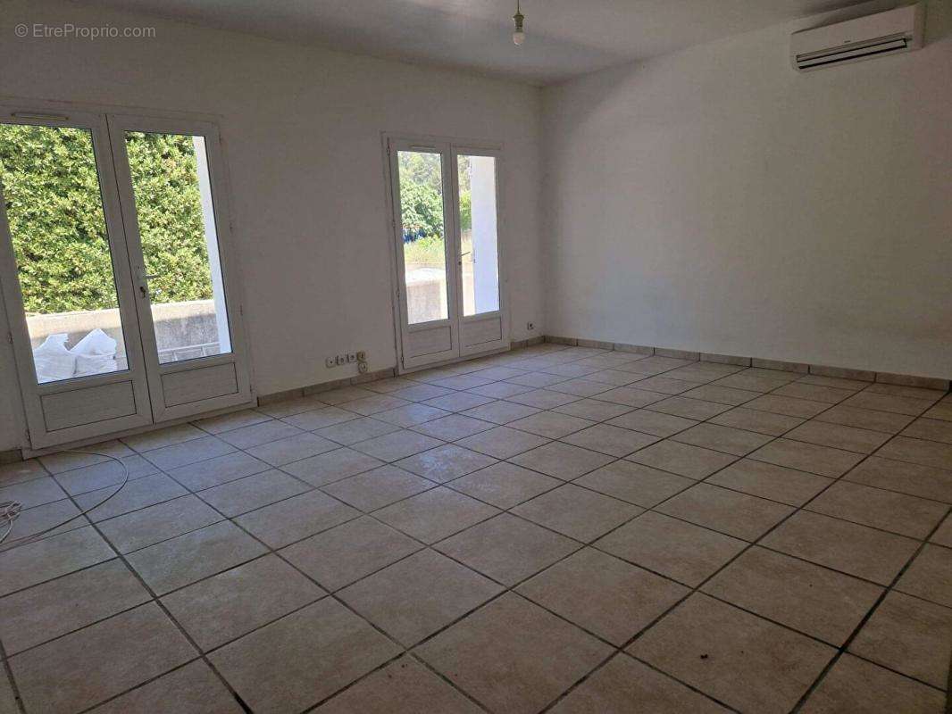 Appartement à GEMENOS