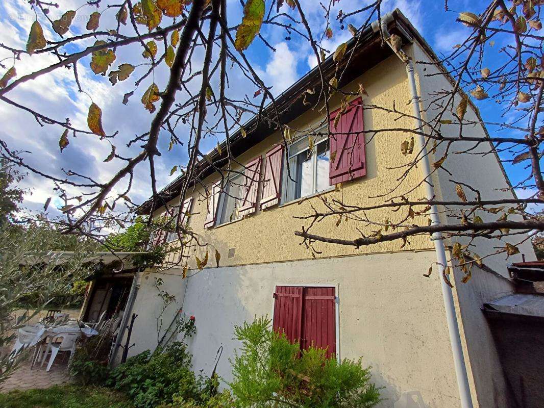 Maison à SAINT-PIERREVILLE