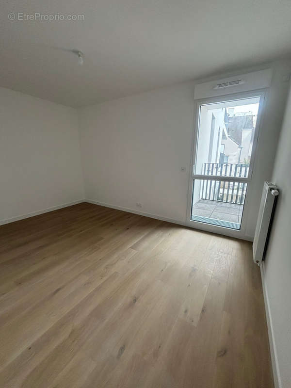 Appartement à ENGHIEN-LES-BAINS