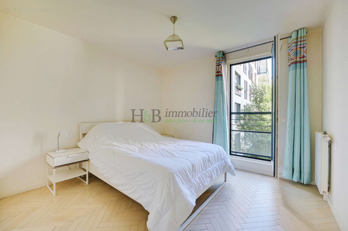 Appartement à PARIS-11E