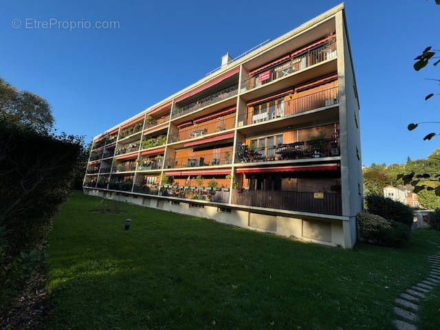 Appartement à CHAMPIGNY-SUR-MARNE