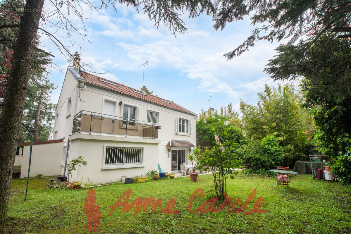 Maison à CHAMPIGNY-SUR-MARNE