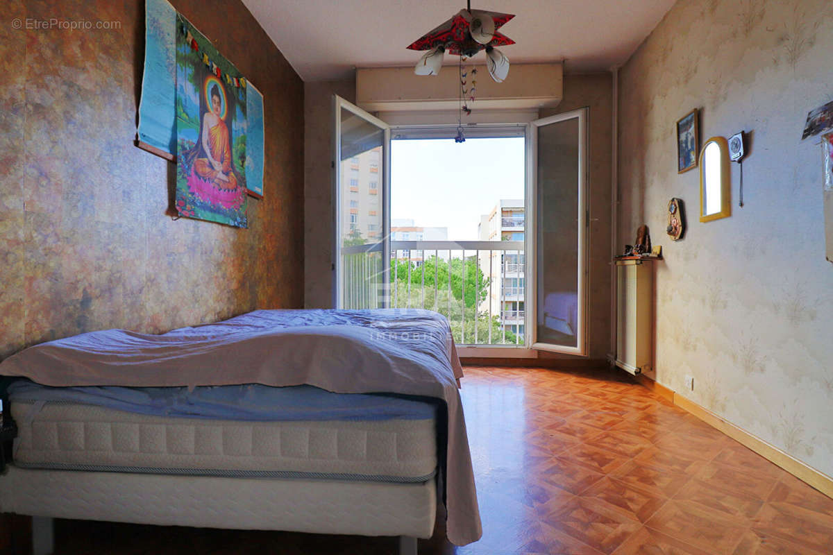 Appartement à MARSEILLE-10E