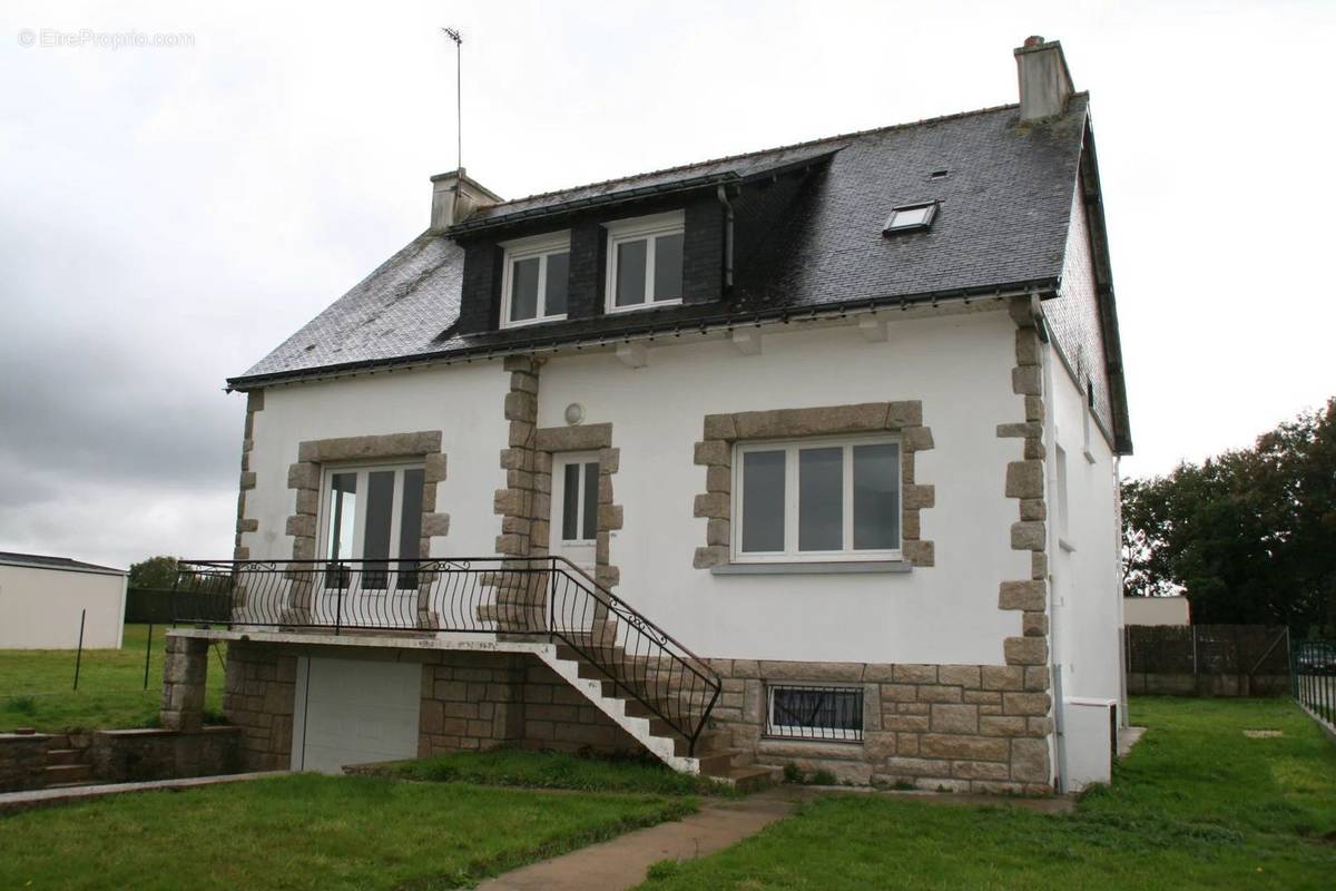 Maison à CRUGUEL