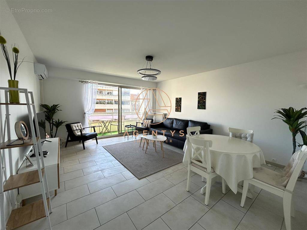 Appartement à NOGENT-SUR-MARNE