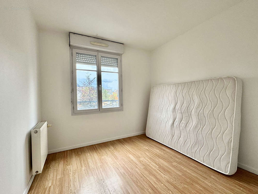 Appartement à CHELLES