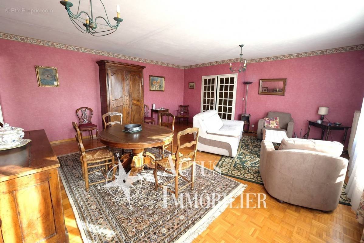 Appartement à SALON-DE-PROVENCE